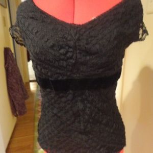 MERONA SZ M BLACK LACE LINED NYLON & Spandex Top